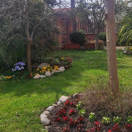 A Casa Di Frank Hotel Sora Bagian luar foto