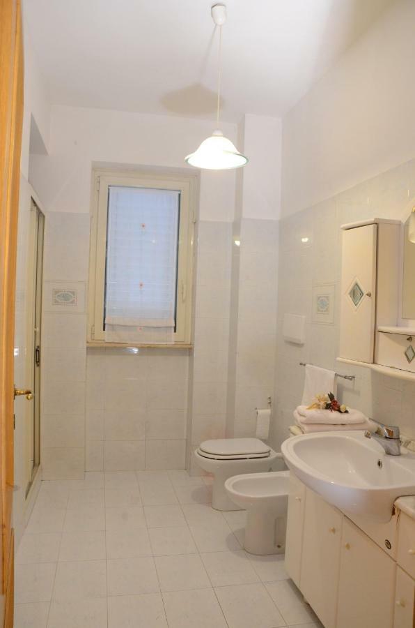 A Casa Di Frank Hotel Sora Bagian luar foto